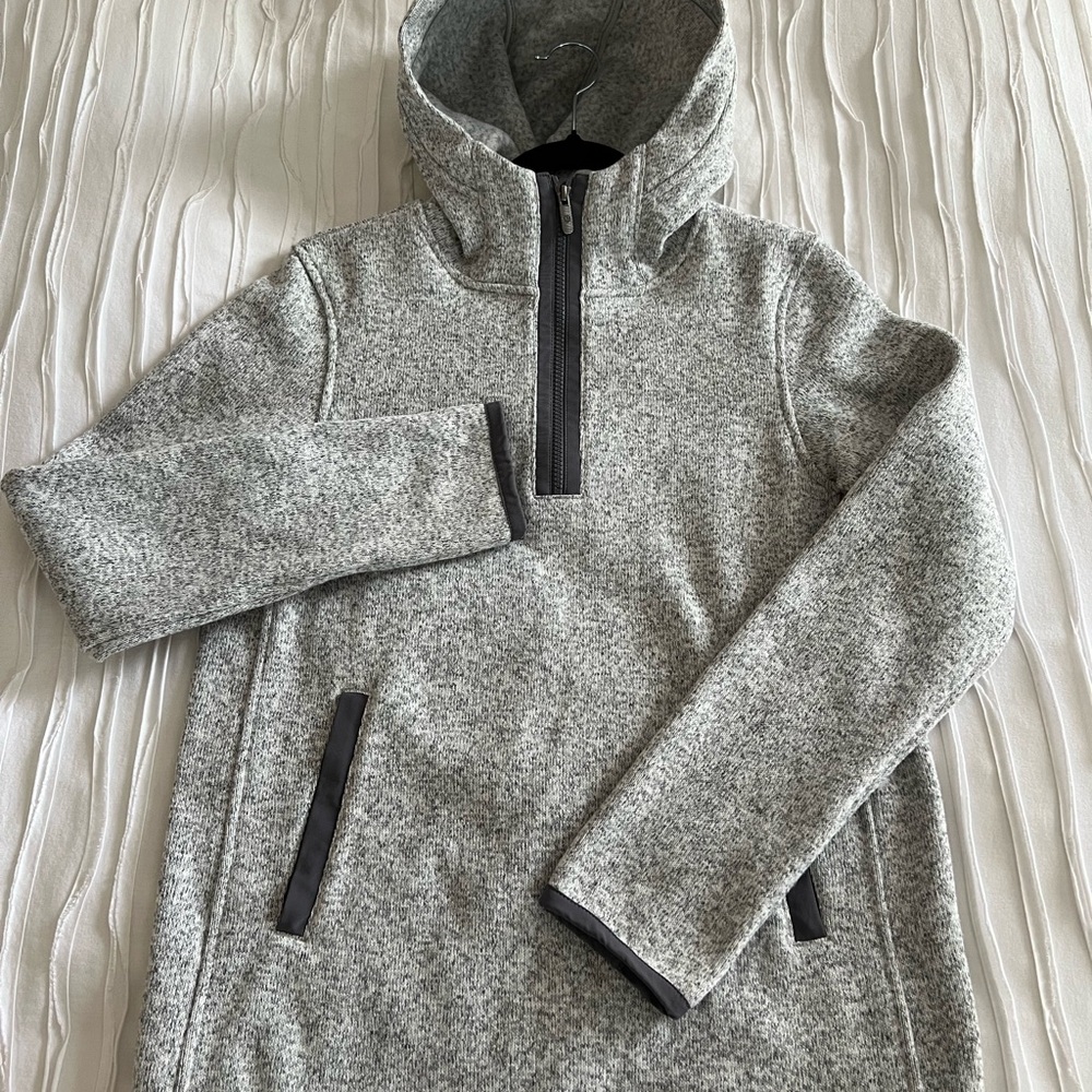 🚫SOLD🚫 Sz 6 Lululemon It’s Fleecing Cold Pullover